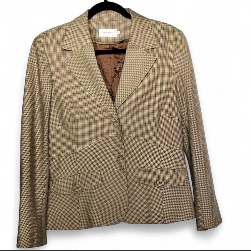 Tailored Tan Preppy Vintage Y2K Blazer - Picture 3 of 7